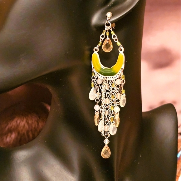 Elegant Yellow and Green Chandelier Earrings E1P35 - Picture 1 of 4